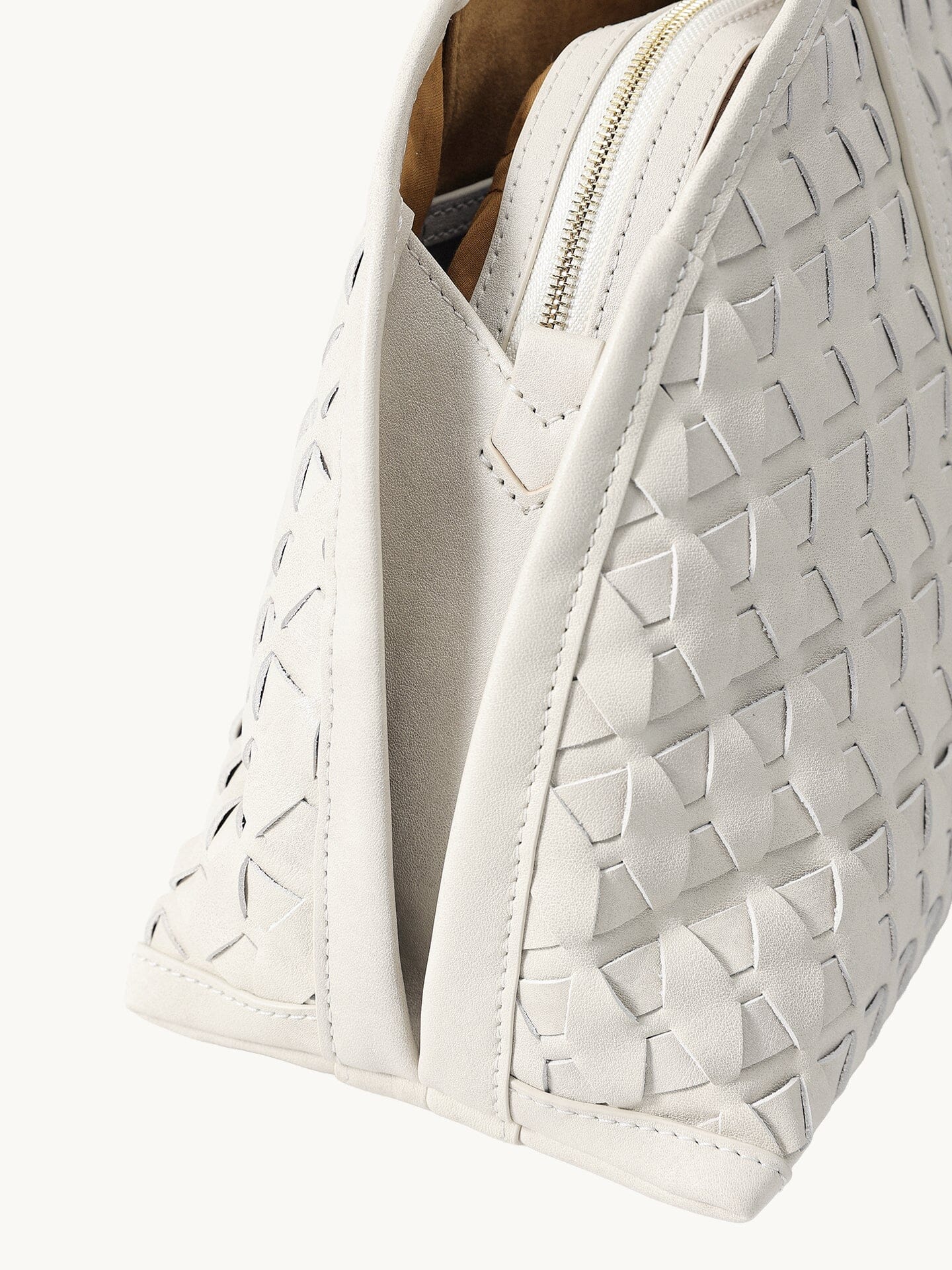 Lattice Shellseeker Bag - Image 12