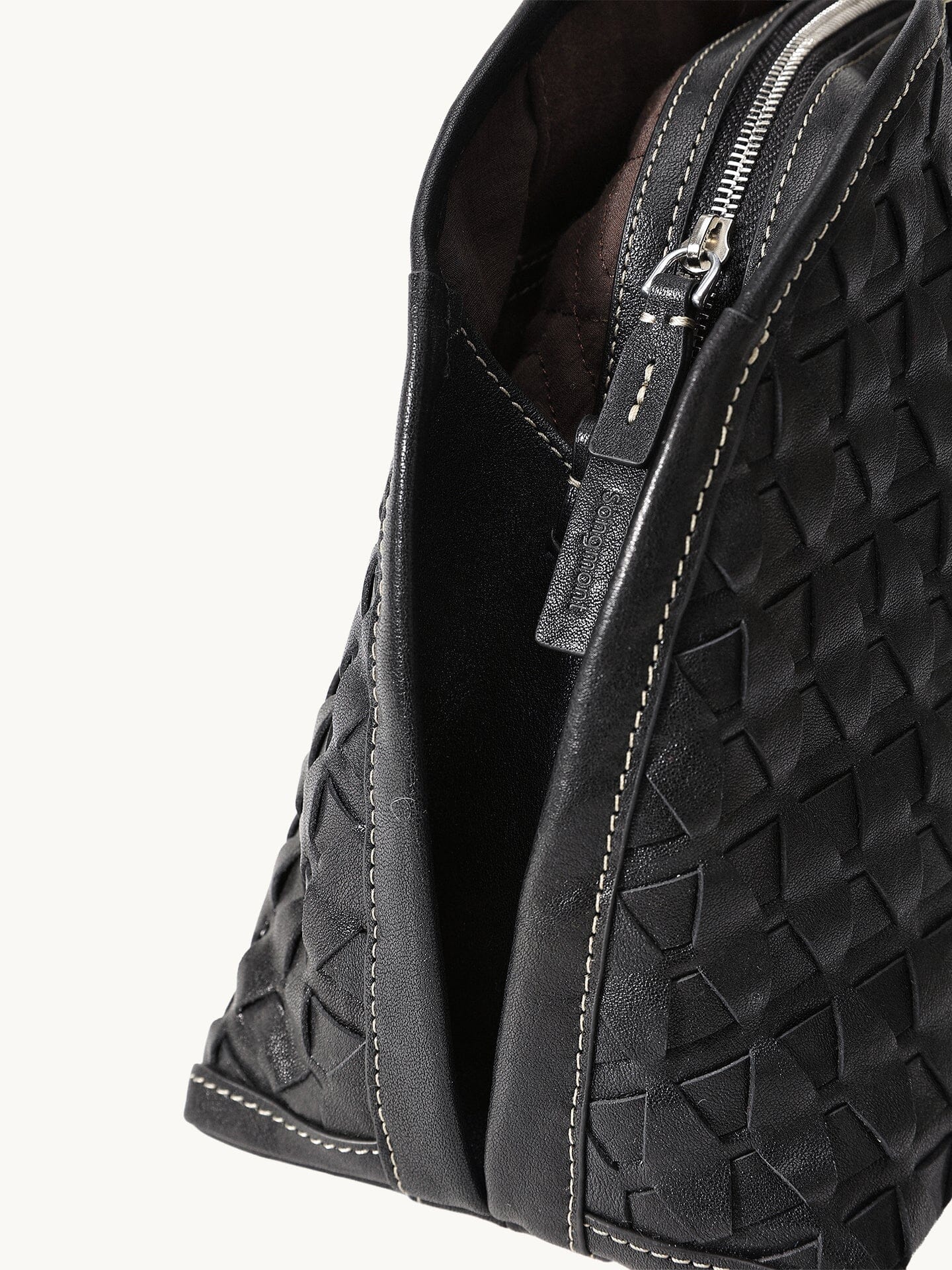 Lattice Shellseeker Bag - Image 11