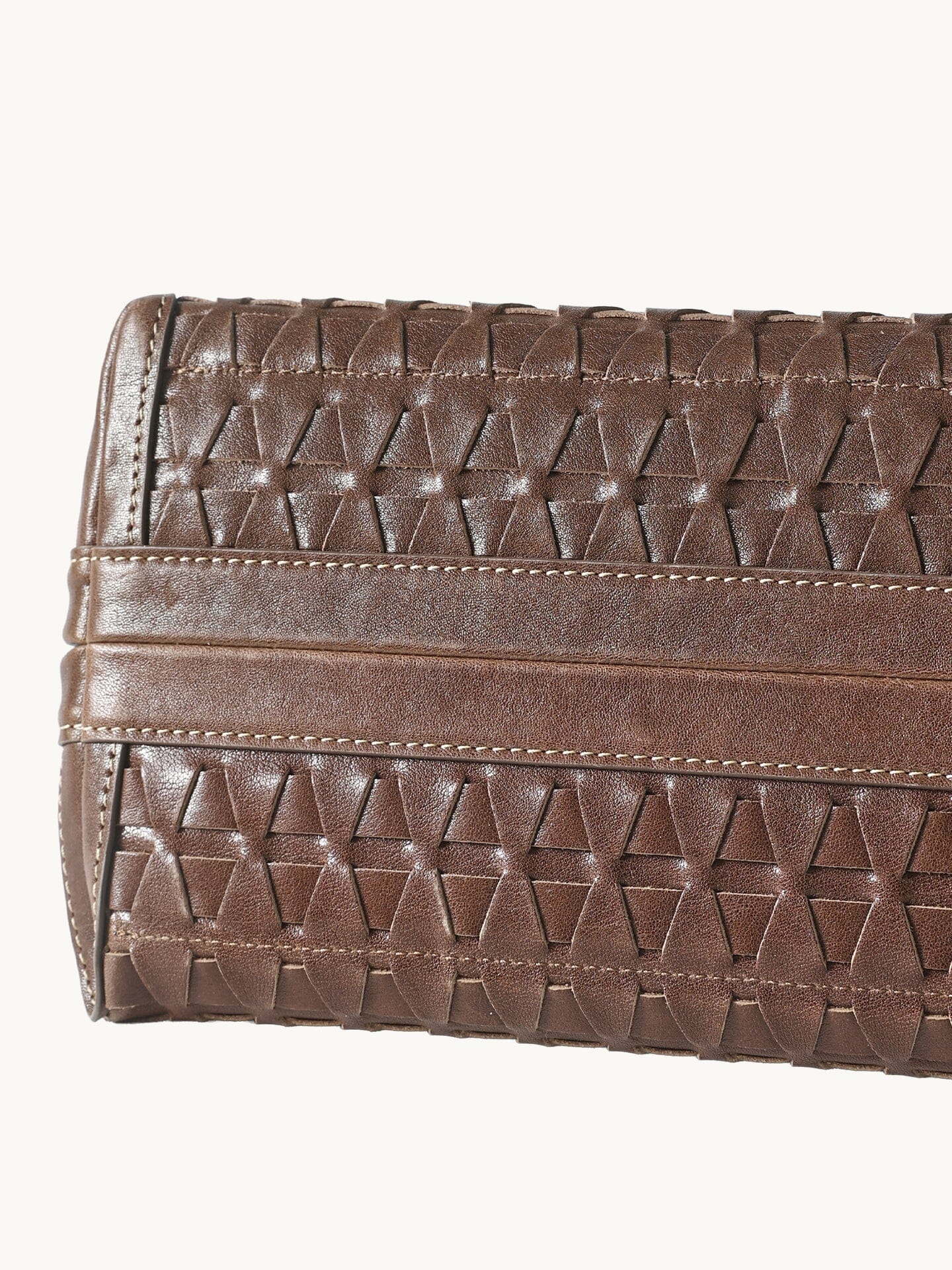 Lattice Shellseeker Bag - Image 10